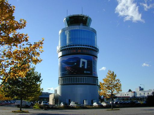 Bild zu OTS - "Der neue Tower am Flughafen Graz"