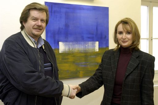 Im Bild: Margit Hagg, Geschäftsführerin der Tell a
Vision Internetservice GmbH, und Walter Karban, Geschäftsführer von
IMS, der Betreiber von AustroNaut.