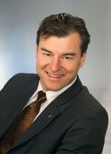 Hans Leisentritt, Geschäftsführer Atos Origin
Österreich, sieht lachenden Auges in die Zukunft