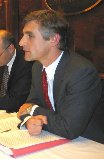 Mit 1. Jänner 2004 hat die Austrian Development
Agency G.m.b.H., kurz ADA, ihre Tätigkeit aufgenommen. Der neue
Geschäftsführer Dr. Michael Linhart präsentierte heute die
Schwerpunkte seiner künftigen Arbeit.