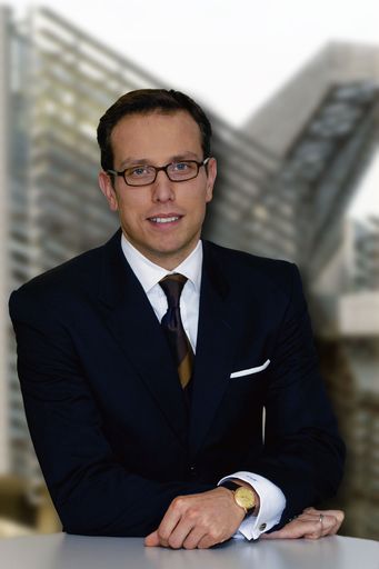 Vorschau Bild von Die HYPO ALPE-ADRIA-BANK AG erweitert ihren
Konzernvorstand. Als drittes Mitglied zog mit Anfang Jänner 2004
Thomas Morgl in das Hypo-Headquarters in Klagenfurt ein.