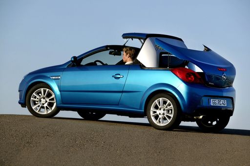 Der neue Opel Tigra TwinTop: Cabrio- und
Coupe-Fahrspaß für Zwei
