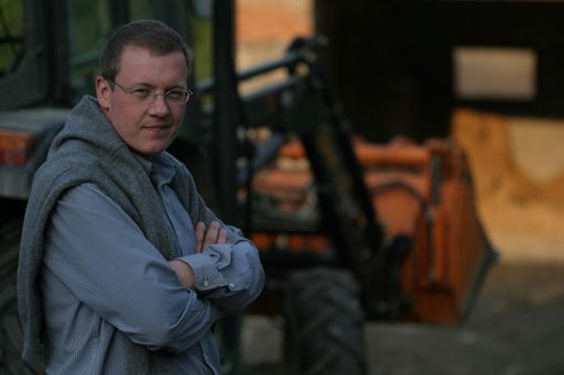 Vorschau Bild von DI Karl Laschtowicka, Österreich-Chef der Hofkontor
AG: "Wir legen besonderen Wert auf partnerschaftliche Beziehungen
zwischen Landgebern und Farmmanagern."