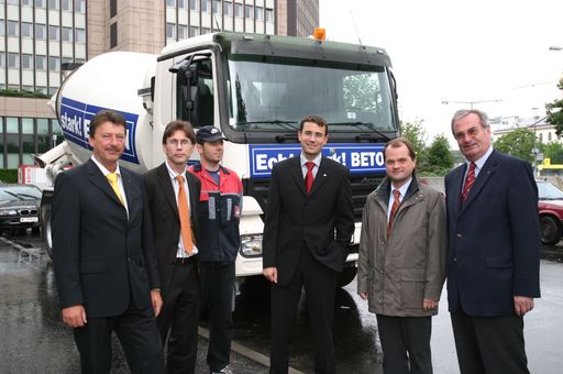die GVTB-Repräsentanten.(v.l.n.r.) Robert Pree, DI
Dr. Reinhold Lindner, DI Christoph Schäffer, MBA, Dr. Manfred
Asamer, MBA, KommRat Dir. Ing. Ernst Richter