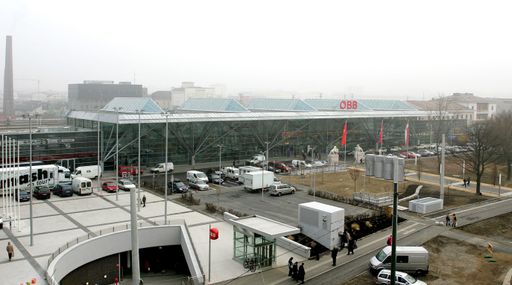 Vorschau Bild von Hell und freundlich präsentiert sich der neue Linzer
Hauptbahnhof