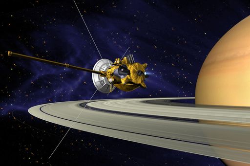 Das Jahr 2005 beginnt mit einem Paukenschlag: Nach
mehr als 7 Jahren Flugzeit erreicht Cassini-Huygens, die größte und
teuerste Raumsonde aller Zeiten, den Ringplaneten Saturn. Im
Bild:Cassini Huygens bei Saturn