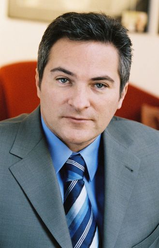 Zehn Tage nach Gründung des Verbandes
Österreichischer Medizinischer Softwarehersteller (ÖMS) vertritt
Klaus Propst, der Präsident des ÖMS, 16 Unternehmen. Diese
versorgen 70 Labors, 90 Krankenhäuser und 7.000 Ordinationen in
ganz Österreich mit Softwarelösungen.