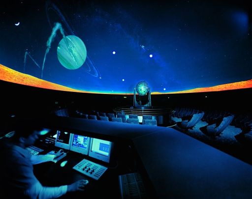  Anlässlich des Jahres der Physik finden 2005 im
Planetarium Wien sechs Matineen unter dem Gesamttitel "Der Mensch
im Universum - das Universum der Menschen" statt.