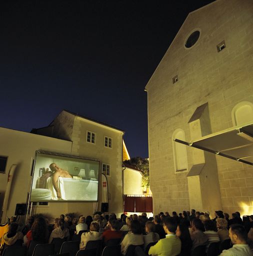 Open-air Kinogenuss beim 3. FilmfestiWels am Welser
Minoritenplatz