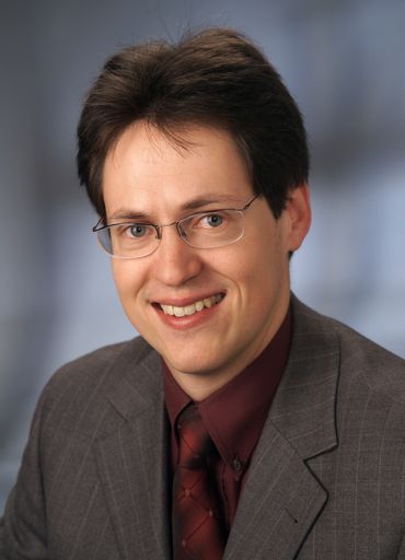 Jank: Junger und dynamischer Funktionär, der die Anliegen des Handels kennt.