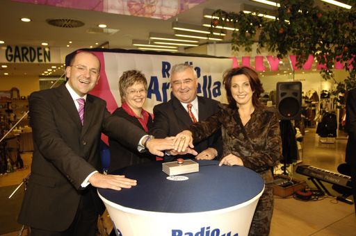 (v.l.n.r.:) Sturber - Krotmayer - Dobusch -
Freydorfer