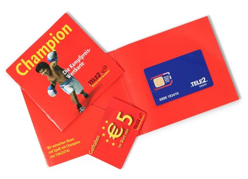 Das "Champion"-Starterpaket: ab 27. Februar im Handel
erhältlich - erstmals auch österreichweit in über 1.000
BILLA-Filialen.