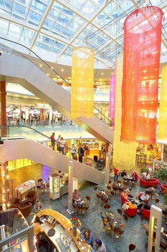  Innenansicht Shopping Mall