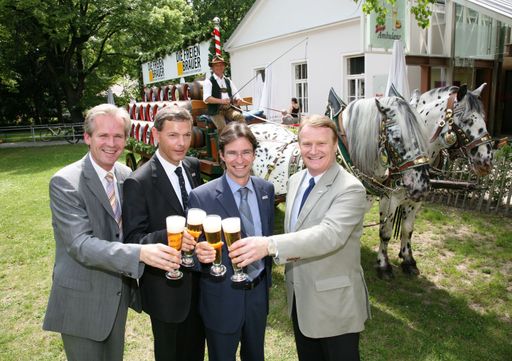v.l.n.r.: Mag. Karl Schwarz - Privatbrauerei Zwettl, Dr. Walther Thöny - Brauerei Fohrenburg, Mag. Dietmar Kert - Privatbrauerei Hirt, Dr. Heinrich Dieter Kiener - Stieglbrauerei zu Salzburg