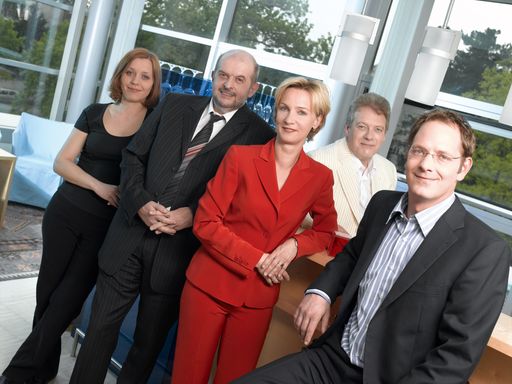 Das Management-Team der ghost.company: Natalia Puschmannova (CEO ghost.company s.r.o., Bratislava), Walter Urbanek (Vice President ghost.company Headquarter), Beate Mehler (CEO ghost.company Headquarter), Michael Mehler (Inhaber und CD ghost.company Headquarter), Oliver Haase (CEO ghost.company Germany, München)