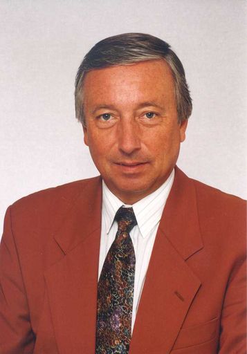 Günter Sauerwein, der Avis Österreich seit 1982 und Avis in Tschechien seit 1992 vorstand, wird mit 1. Juli 2006 nach 36 Jahren Tätigkeit in der Branche die Geschäftsführung zurücklegen.