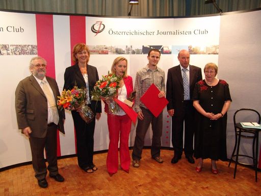 Vorschau Bild von vlnr: Fred TURNHEIM, Sabina KASSLATTER-MUR, Gabi ZORNIG,Thomas HANIFLE, Fritz EGARTER, Brigitta KIRCH
