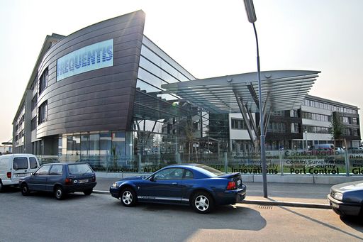  Das neue Frequentis-Firmengebäude im 10. Wiener Gemeindebezirk wurde am 13. Oktober 2006 offiziell eingeweiht.