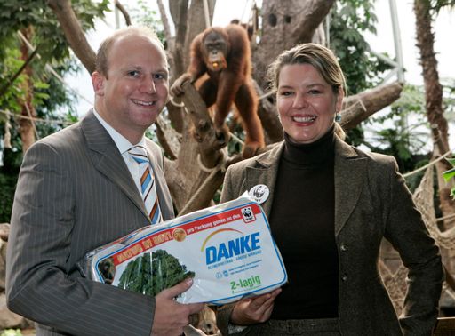  "Partner für die Umwelt": Stefan Oberndörfer (DANKE) und Patricia Graf (WWF).