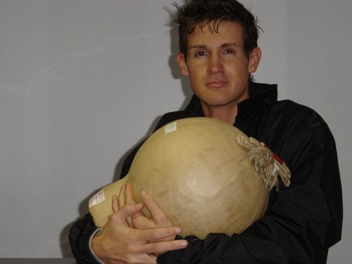 Der Veranstalter, Christian Kaliauer, mit einer der eindrucksvollsten Finalbomben.