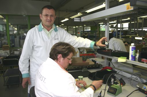  Vorstandsmitglied Bernhard Parzer in der Abatec-Produktionsstätte im Techno-Z Mariapfarr