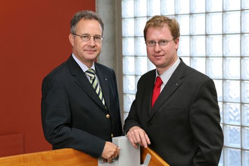  Geschäftsführung der POLOPLAST Gruppe (v.l.n.r.): 
Wolfgang Lux, kaufm. Geschäftsführung, Jürgen Miethlinger, techn. Geschäftsführung