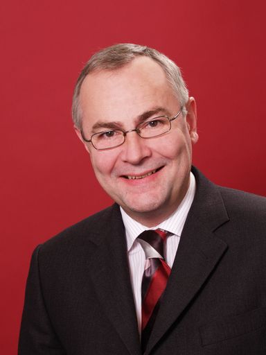 Vorschau Bild von Für Rudolf Fric, Geschäftsführer der BAWAG P.S.K. Leasing, waren die jetzt-erst-recht-Stimmung in der Mannschaft und die Vertrauensbasis zwischen Mitarbeitern und Vertriebspartnern ausschlaggebend für den Erfolg.