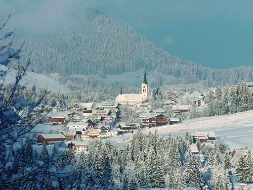 Im Kleinwalsertal freut man sich über den erneuten Wintereinbruch.