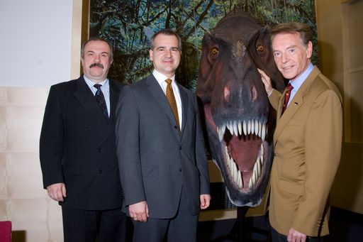  Mag.Dr. Martin Lödl, Dir. Wolfgang Layr, Univ.Prof.Dr. Bernd Lötsch