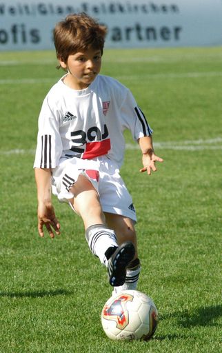 Vorschau Bild von Zwölf U10 Nachwuchsmannschaften aus Wien, Niederösterreich und Burgenland werden zwischen 11:00 und 15:00 Uhr in den Vorrundenspielen aufeinander treffen um den Baumit Junior Soccer Cup Sieger 2007 für Ostösterreich zu ermitteln.