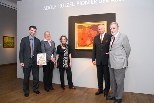 v.l.n.r.: Gastkurator Dr. Alexander Klee; Frau Westdickenberg; Dr. Elisabeth Leopold; S.E. Botschafter der Bundesrepublik Deutschland Dr. Gerd Westdickenberg; Prof. Dr. Rudolf Leopold
http://pressefotos.at/m.php?g=1&u=43&dir=200705&e=20070510_l&a=event