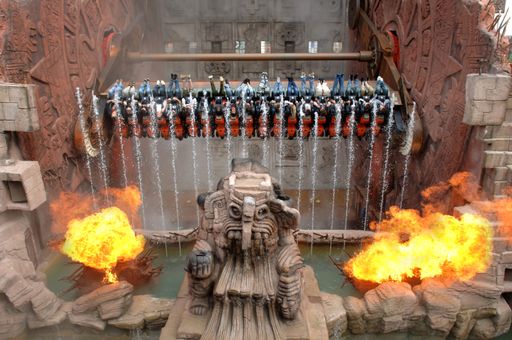  Talocan - die neue Phantasialand-Attraktion 2007 ist eröffnet: mit einzigartigen Spezialeffekten kopfüber in die Aztekenwelt. Die Verwendung dieses Bildes ist für redaktionelle Zwecke honorarfrei. Abdruck bitte unter Quellenangabe: "obs/Phantasialand Brühl" Weiterer Text über ots und www.presseportal.de