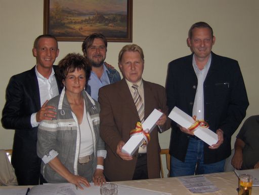 Neues BZÖ-Team in St. Veit an der Glan gewählt: 
gf. Landesparteiobmann Stefan Petzner, LAbg. Wilma Warmuth, GR Dietmar Seer, Stadtparteiobmann Herwig Kampl, Klaus Mitterdorfer(v.l.n.r.)