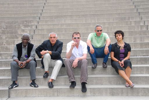  MAK-Schindler Stipendien vergeben
Juryteam MAK-Schindler Stipendien 2007 (v.l.n.r.):
Georges Adéagbo (Künstler, Cotonou, Benin/Westafrika), Peter Noever (Direktor MAK, Wien), Roberto Ohrt (Autor, Hamburg), Eric Owen Moss (Architekt und Direktor SCI-ARC, Los Angeles) und Iara Boubnova (Direktorin ICA - Institute of Contemporary Art, Sofia).