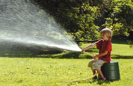  Regenwasser bringt Menschen und Pflanzen Freude!