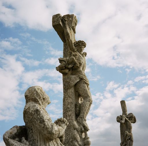 Im heurigen August (15., 17., 19.) erleben die Gegendtaler Passionsspiele im Steinbruch Lauster/Krastal ihre Uraufführung. Das Besondere daran: Autor Gerhard Reichmann hat die Geschichte vom Leiden und Sterben Christi in die Kärntner Mundart übertragen.