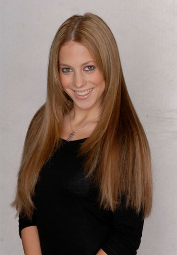 LaFee mit Extensions des österr. Unternehmens Hairdreams