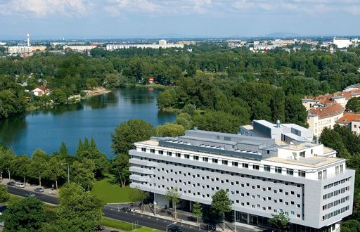Am 06.09.2007 ab 18:00 Uhr findet das Grand Opening ARCOTEL Kaiserwasser Wien statt. Das Designhotel ist eines der bereits elf von der ARCOTEL-Unternehmensgruppe betriebenen 4-Sterne-Hotels in Österreich, Deutschland sowie in Zentral- und Osteuropa.