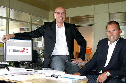 FirmenABC.at ist ein klassisches Informationsportal, welches in seiner Nutzung sowohl für Konsumenten als auch für den B2B-Bereich attraktiv ist. Das Motto "reinklicken und rausfinden" ist hier Programm. Im Bild v.l.n.r.: Manfred Gansch und Klaus Rebernig