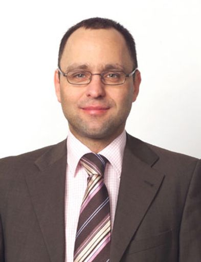 Vorschau Bild von "GFB ist einer der Pioniere in der touristischen Online Werbung", berichtet Hannes Haller, Geschäftsführer von GFB & Partner Marketing Services, "wir haben mit den wichtigsten europäischen Internet-Medien garantiert erfolgreiche Werbeformen für unsere Kunden entwickelt."