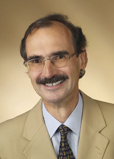  Die Universität Frankfurt a. M. hat Herrn Priv.-Doz. Dr. Harald Effenberger zum apl (außerplanmäßigen) Professor ernannt.