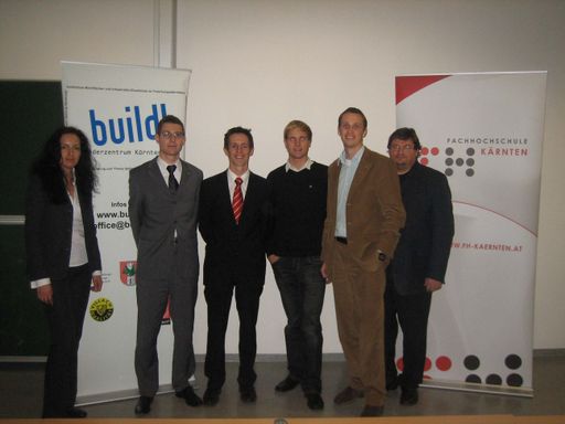 Im Bild v.l.n.r.: Karin Ibovnik - build!, 3. Platz Markus Haring, 1. Platz Michael Hofer, 2. Platz Bernhard Schachinger, Stefan Oberhauser - build!, Winfried Egger - FH Kärnten