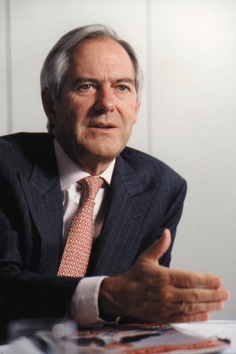 Vorschau Bild von Professor Dr. h.c. Roland Berger im Gespräch.