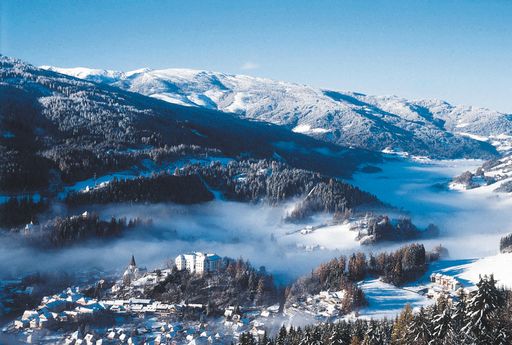 Vorschau Bild von Über die Grenzen der Steiermark hinaus sind die Region Murau und der Kreischberg für sein umfangreiches Ski- und Snowboard und Langlaufangebot sowie die Schneesicherheit sehr bekannt.