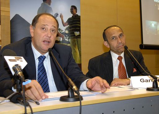Ferien-Messe Wien startet: Österreicher fliegen auf Ägypten, v.l.n.r.: S.E. Zoheir Garranah (Ägyptischer Minister für Tourismus), Prof. Dr. Hazim Attiatalla (Direktor des Ägyptischen Fremdenverkehrsamtes in Österreich)
http://pressefotos.at/m.php?g=1&u=1&dir=200801&e=20080117_a&a=event
