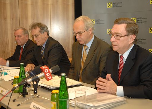 Raiffeisen: Klimaschutz durch Wohnbausanierung, v.l.n.r.: Dr. Winfried Kallinger (Geschäftsführer Kallco Bauträger GMBH), Prof. Dr. Helmut Kramer (Ehemaliger Leiter WIFO), Prof. Dr. Reinhold Christian (Geschäftsführer Umwelt Management Austria), Mag. Dr. Rainbacher (Generaldirektor Raiffaisen Bausparkasse)
http://pressefotos.at/m.php?g=1&u=1&dir=200801&e=20080123_r&a=event