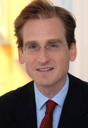 Vorschau Bild von Stefan Klestil leitet von Wien aus die Region Zentraleuropa, die mit 21 Ländern und 3.000 Mitarbeiten eine der bedeutendsten Wachstumsregion für First Data ist.