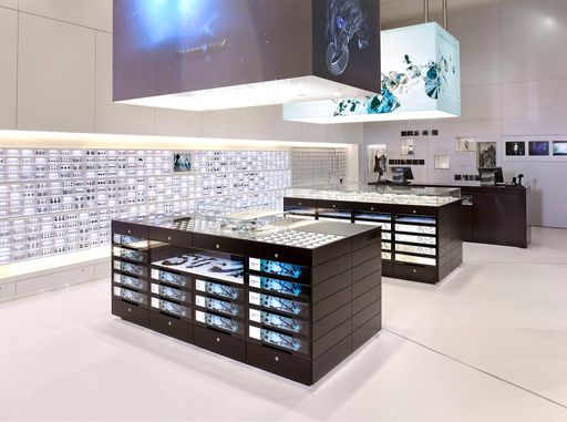  Mit CRYSTALLIZED(TM) Cosmos startet Swarovski ein neues Shopkonzept - kreative Kunden können ab sofort mit hochwertigen losen Kristallelementen, Perlen und Schmucksteinen kreativ werden.