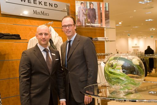  v.l.n.r.: Jan Schieferdecker, Marcus Kossendey (Verkaufsleiter P&C)
http://pressefotos.at/m.php?g=1&u=55&dir=200802&e=20080218_p&a=event