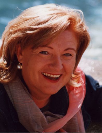  Majda Moser: Langjährige Leiterin des Bioenergetischen Instituts und der "Selbsthilfegruppe gegen Einsamkeit", Autorin des neu erschienenen Buches "Zurück zur Freude. Statt einsam wieder lebensfroh."